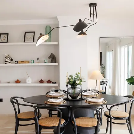 Banus - Banus - Terrazas De Banus Urb- Premium 2br - 2ba - Redecorated - Brand-new Furniture - Outdoor Terrace - Heart Of Puerto Banus - Steps From Marina, & El Corte Ing Luxury Shopping - Pools & Garden Solarium- Ideal For Fami